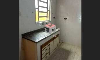 Imagem 2: Casa térrea assobrada VAGA com 2 vagas parales e cobertas, churrasqueira, entrada lateral