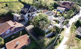 Imagem 4: Casa com 7 dormitórios à venda, 400 m² por R$ 980.000 - Vila Nova Suiça - Campos do Jordão