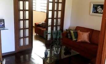 Imagem 2: Casa em excelente localização do Caiçaras