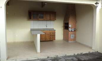 Imagem 3: Casa para aluguel possui 175 metros quadrados com 3 quartos em Centauro - Eunápolis - BA