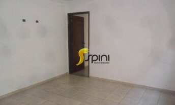 Imagem 5: Casa com 3 dormitórios para alugar por R$ 2.000,00/mês - Cidade Jardim - Uberlândia/MG