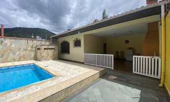 Imagem 2: MARAVILHOSO SOBRADO SOLEMAR 3 DORM 1 SUÍTE + EDÍCULA SENDO SUÍTE HÁ 190 M DA PRAIA