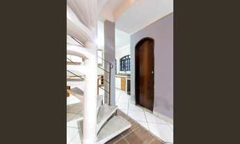 Imagem 4: Sobrado geminado 255m² - Suite c/ Banheria Hidromassagem