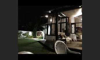 Imagem: VENDA - Belíssima Casa junto ao Mar, no