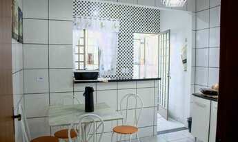 Imagem 2: Casa próxima ao Colégio Cerávolo