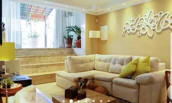 Imagem 2: Sobrado a venda em Interlagos com 3 dormitórios sendo 1 suíte e 2 vagas!