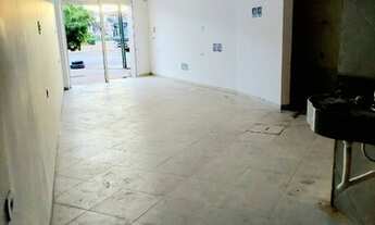 Imagem: Ponto comercial em frente à Praça Ceci