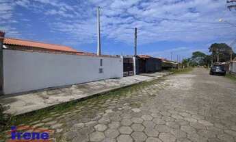 Imagem 4: Casa recém reformada a menos de 500 metros da praia com 2 dormitórios à venda, 65 m² por R