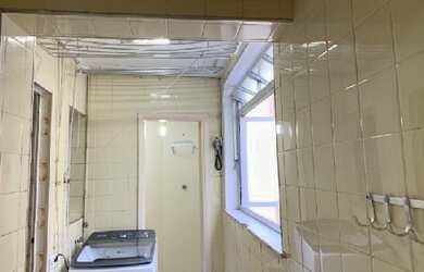 Imagem 15: Apartamento de frente ao mar, com 3 dormitórios, 2 banheiros, 1 vaga, em Boqueirão, Santos