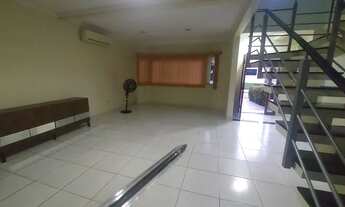 Imagem 3: ALUGO CASA DUPLEX COM 3 DORMITÓRIOS + ESCRITÓRIO COM ENERGIA SOLAR