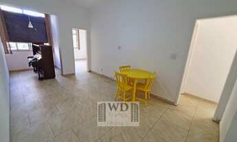 Imagem 4: Três Quartos reformado há poucos anos, todo bonitinho, excelente localização