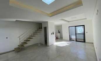 Imagem: Sobrado 3 Dormitórios Perto CEPAVI em Pereque