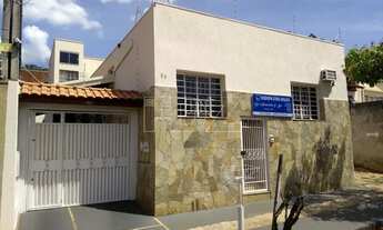 Imagem: Araraquara - Casa Padrão - Centro