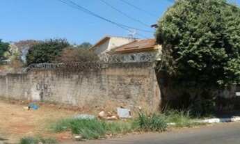 Imagem 5: Casa para venda tem 478 metros quadrados com 3 quartos em Setor Sul - Goiânia - GO