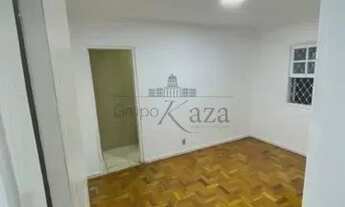 Imagem 2: Casa para aluguel tem 200 metros quadrados com 5 quartos