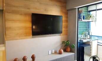 Imagem: RCR) Vista sureal Monte Solaro 3 quartos