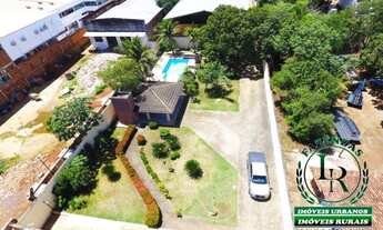 Imagem 6: Galpão e Casa Casa com 3 dormitórios