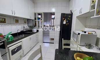 Imagem 7: Apartamento para aluguel, 2 quartos, 1 suíte, 2 vagas, Santa Mônica - Uberlândia/MG