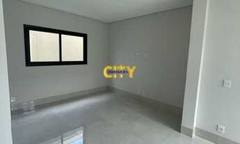 Imagem 4: Sobrado à venda no Condomínio Belvedere com 3 suítes, no bairro Jardim Imperial em Cuiabá