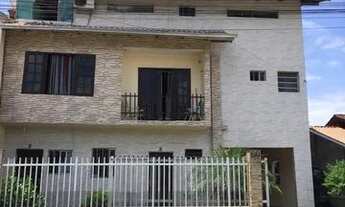 Imagem 3: Alugo quitinete (Lê anúncio