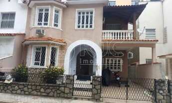 Imagem: Casa de condomínio para venda possui 160