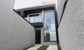 Imagem 2: Sobrado de fundo, amplo, arejado, com 4 vagas para veículos