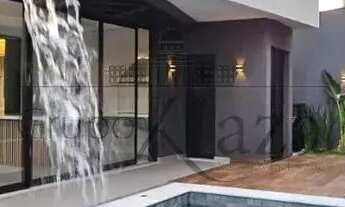 Imagem: Oportunidade - Casa Sobrado em Condomínio