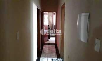 Imagem 5: Casa residencial disponível para venda no bairro Granada em Uberlândia-MG