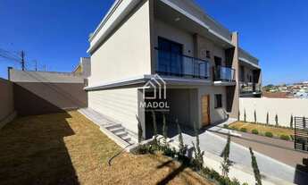 Imagem: Sobrado à Venda no Jardim Carvalhoo, com