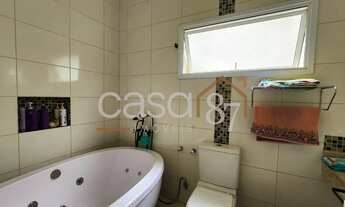 Imagem 10: Sobrado para locação com 3 suítes, 1 suíte no térreo, escritório, sala de tv e quintal