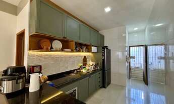 Imagem 6: Casa à Venda na Avenida Boa Vista Espaço, Conforto e Design Exclusivo