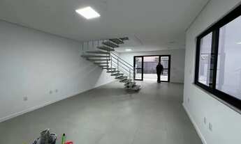 Imagem 7: Imóvel para venda tem 142 metros quadrados com 3 quartos em Carianos - Florianópolis - SC