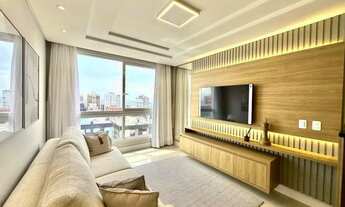 Imagem: VISTA MAR DEFINIDA NA FRENTE DA PRAÇA DO