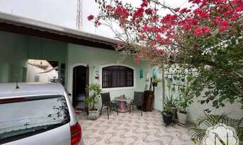 Imagem: Casa a 400 metros da praia no Suarão