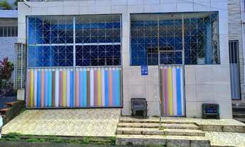 Imagem: CASA 2/4, AMPLA COM GARAGEM E QUINTAL