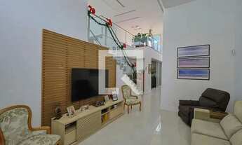 Imagem 2: Casa à Venda - Castelo, 3 Quartos, 356 m2