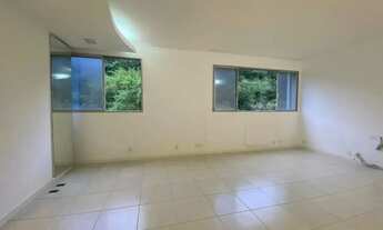 Imagem 2: Imóvel para aluguel possui 95 metros quadrados com 2 quartos em Lagoa - Rio de Janeiro - R