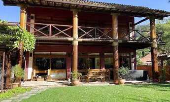 Imagem 2: Casa com 04 Quartos à Venda - Itacoatiara - Niterói/RJ