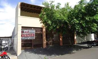 Imagem 2: Casa para Venda em Presidente Prudente, COHAB, 2 dormitórios, 1 suíte, 1 banheiro, 3 vaga