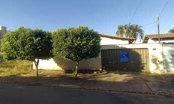 Imagem 1: Casa jardim América 3Q