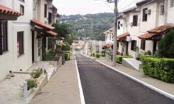 Imagem 2: Porto Alegre - Casa Padrão - Vila Nova