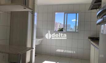 Imagem 2: Apartamento com 2 dormitórios à venda, 61 m² por R$ 250.000 - Santa Mônica - Uberlândia/MG