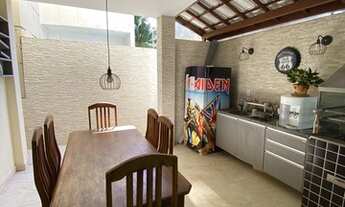 Imagem 7: Casa de condomínio para venda possui 197 metros quadrados com 4 quartos