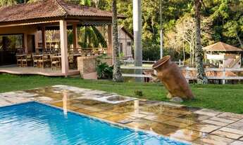 Imagem 6: Granjas em condomínio rural com amola área de lazer e infraestrutura completa