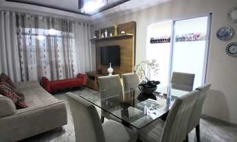 Imagem 2: Casa à venda com 2 dormitórios, 87m² com 4 vagas e garagem e quintal na Vila da Oportunid