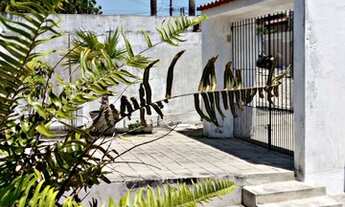 Imagem 3: Casa para venda com 128 metros² de área privativa - Três quartos, sendo 01 suíte - Bairro