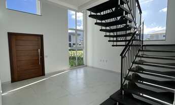 Imagem 4: Ampla casa com 4 dormitórios em condomínio fechado com infraestrutura