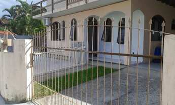 Imagem: Alugo casa no carianos