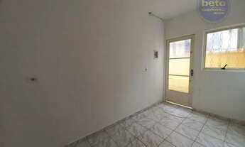 Imagem 2: Casa com 1 dormitório para alugar por R$ 900,00/mês - Parque Nossa Senhora da Candelária