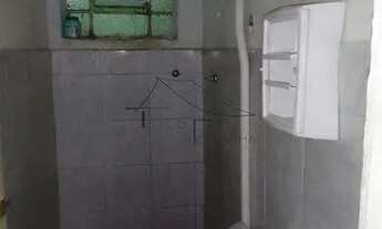 Imagem 3: Kitnet no Belenzinho, de 35m², com sala e dormitório integrados, cozinha e banheiro, com f